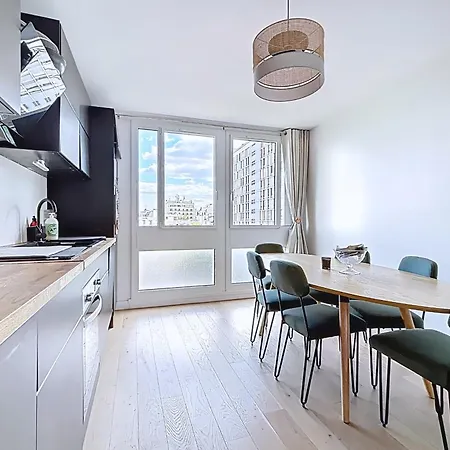 Elegant 2-room Close To Pere-lachaise Apartment Paris